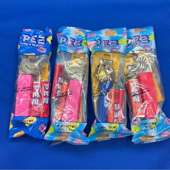 PEZ Other - Lot of 4 Madagascar Movie Pez Dispensers